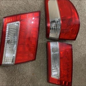 2005, 2006 , 2007 Honda Odyssey Tail Lights